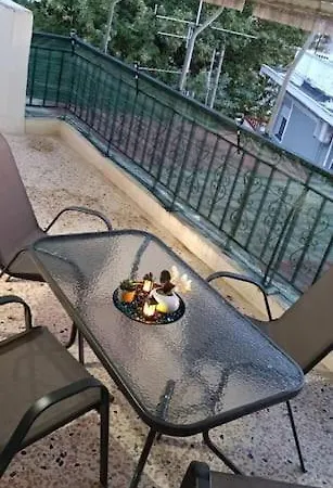 Io Apartment *